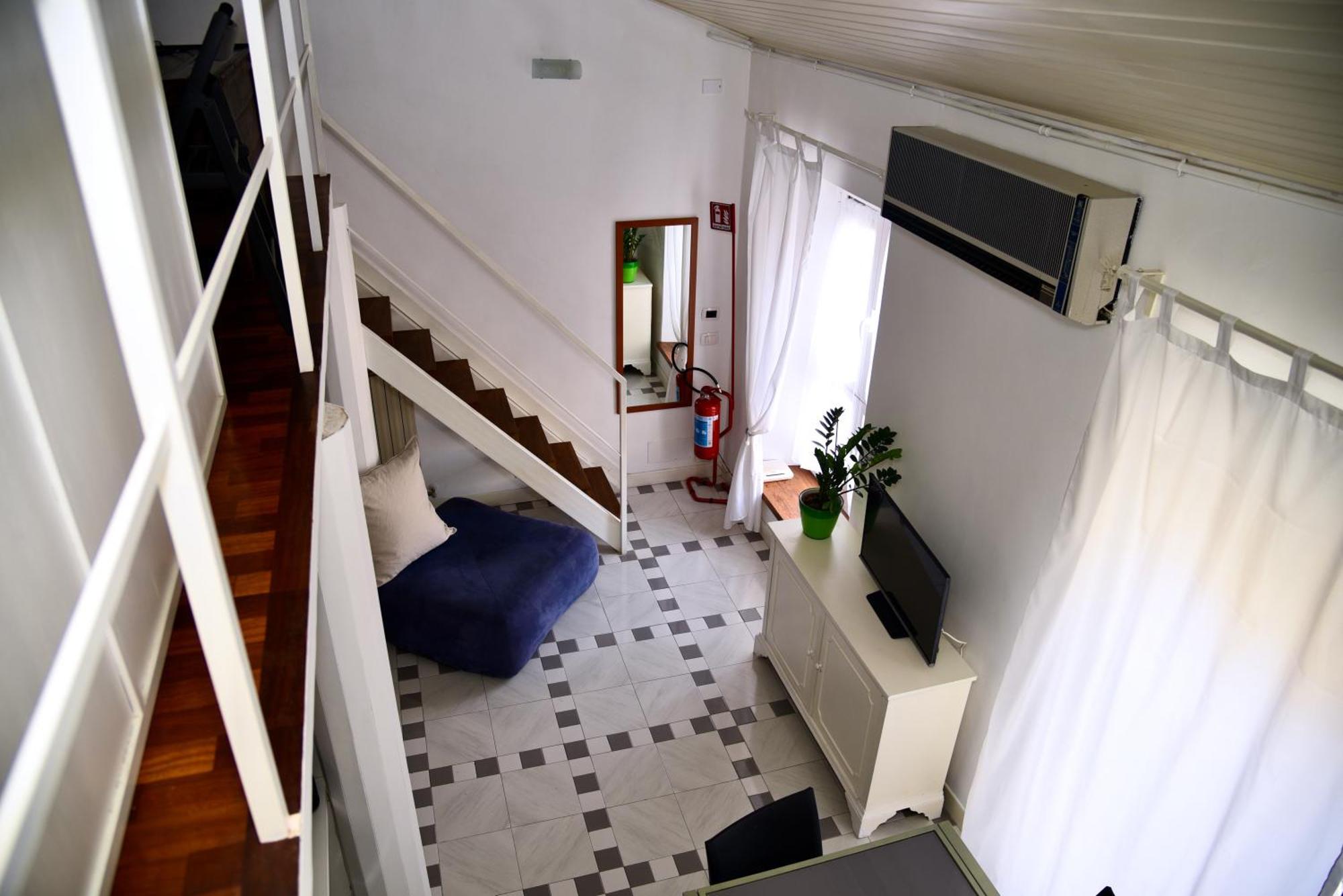 Alborelli Loft Apartment *